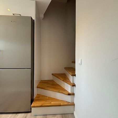 Mayflower Apartments Касиопи Екстериор снимка