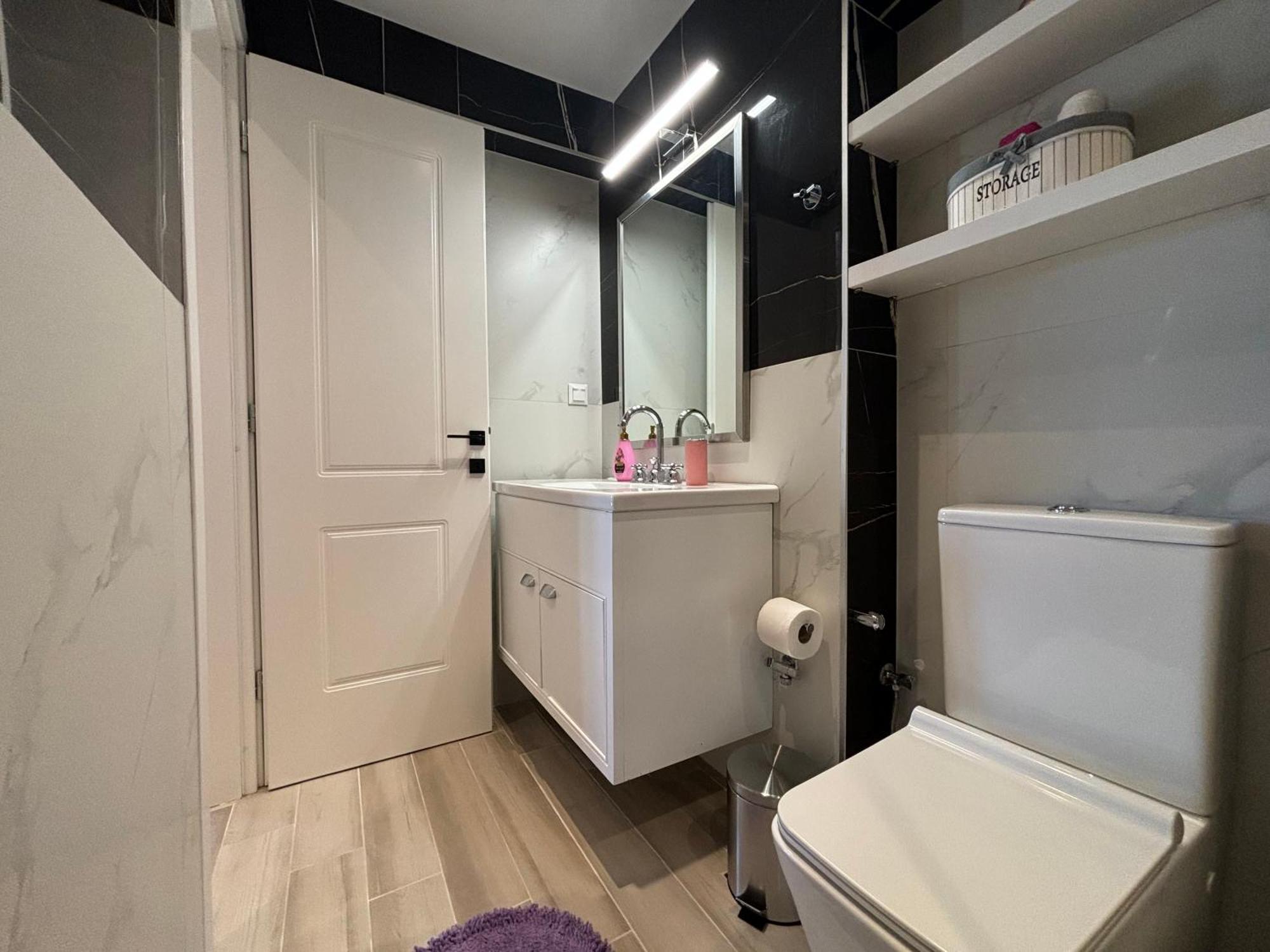 Mayflower Apartments Касиопи Екстериор снимка