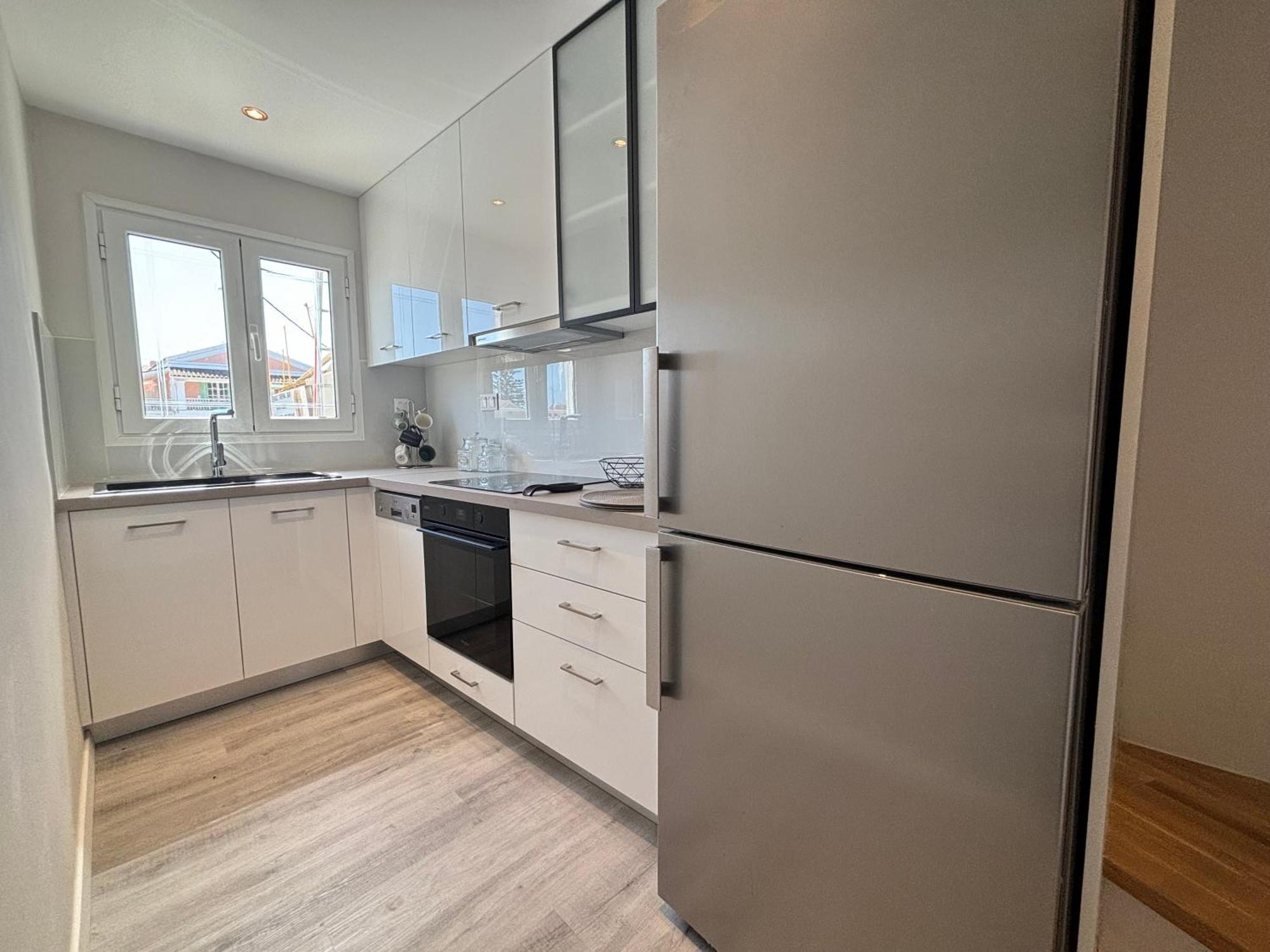 Mayflower Apartments Касиопи Екстериор снимка